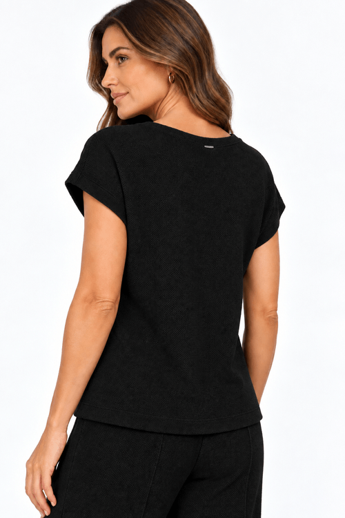 Blusa morcego heritage botoes preto.